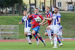 Viktoria Plzeň B (v červených dresech) utrpěla na Chodsku debakl. S Domažlicemi padla vysoko 0:8.