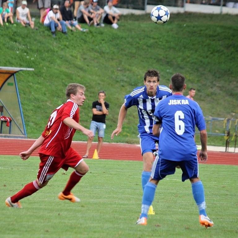 1. kolo ČFL: Jiskra Domažlice A - Slavoj Vyšehrad 2:0 (1:0).