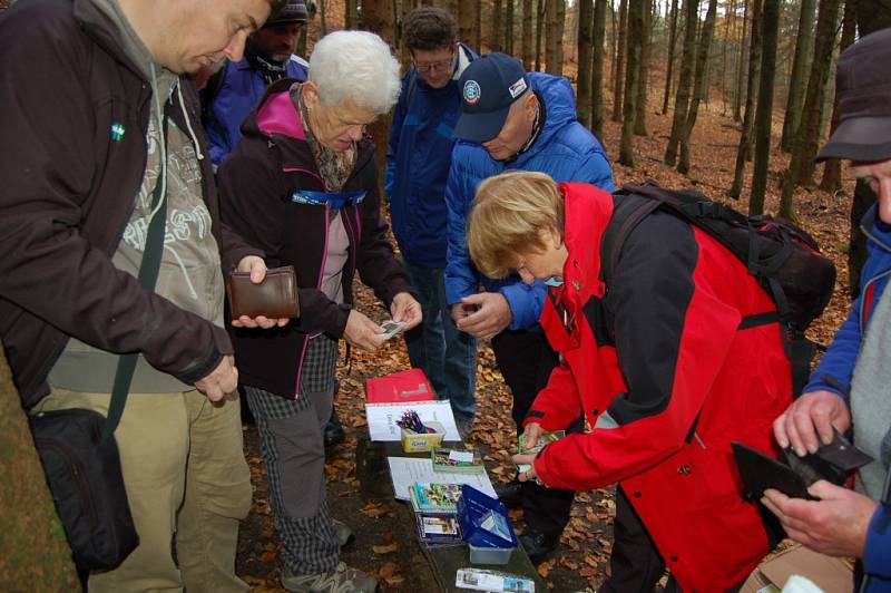 Zamykání České studánky pod Čerchovem.