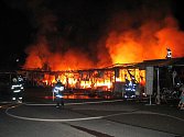 Požár tržnice ve Folmavě.