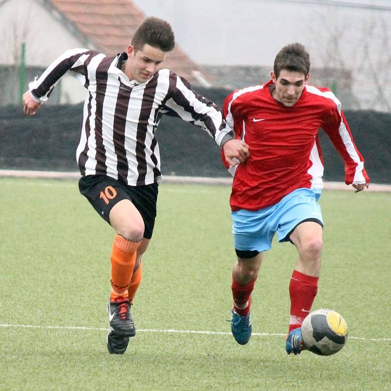 Z pohárového duelu v Horšovském Týně mezi domácím FC Dynamo a Slavojem Koloveč.