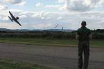 Model air show Drápalík. A ještě jednou Pavel Zíka.