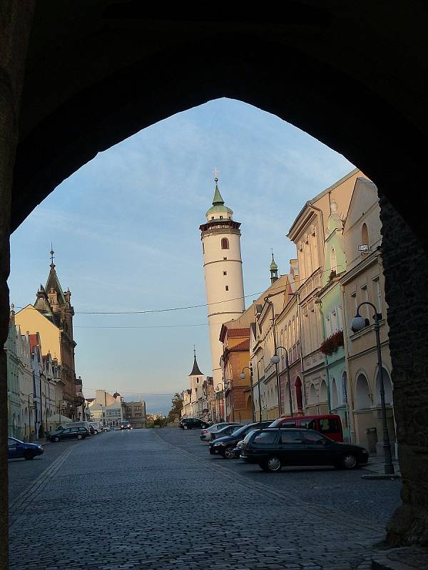 Prvním říjnovou sobotu startoval v Domažlicích pochod Kozinovo krajem.