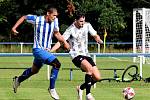 Fotbalisté Staňkova (na archivní fotogalerie hráči v modrobílých dresech) porazili v 7. kole přeboru kraje Radnice 1:0.