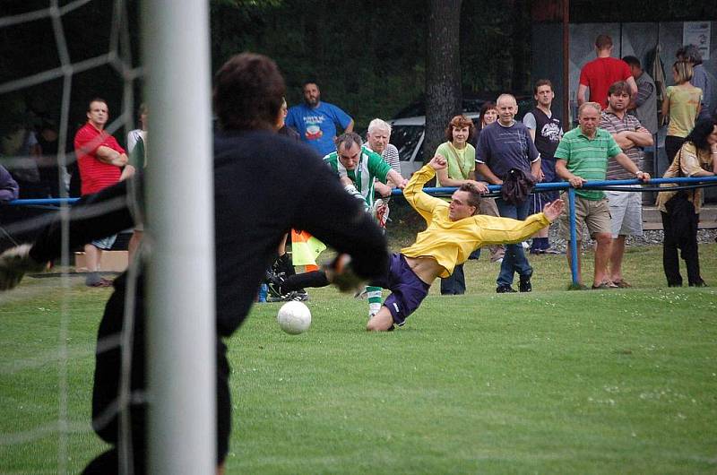 sTarš Krchlebský Samet vs. FC Pražský nářez 2:4