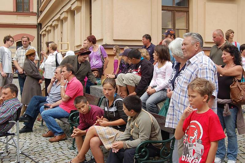 Z natáčení ruského filmu Spolu v Domažlicích, 13. července 2011.