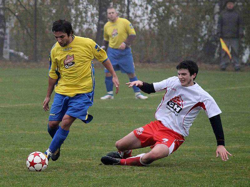 Z utkání fotbalistů Spartak První Chodská Klenčí a Sokol Blížejov.