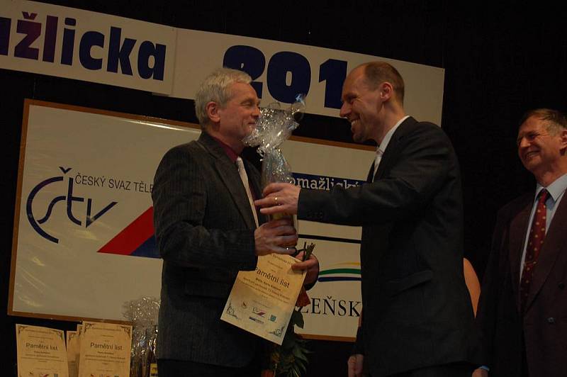 Ze slavnostního vyhlašování ankety Sportovec Domažlicka 2010 v Kolovči.