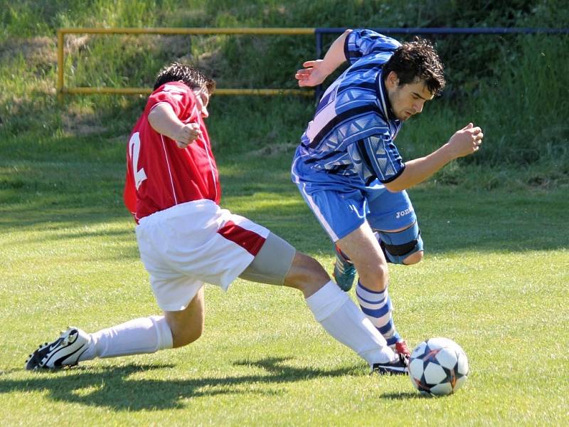 Z utkání fotbalistů Tatran Chodov A a SK Poběžovice. 