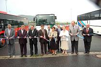 Ze slavnosti k zahájení provozu mezinárodní autobusové linky na hraničním přechodu Folmava/Furth im Wald.