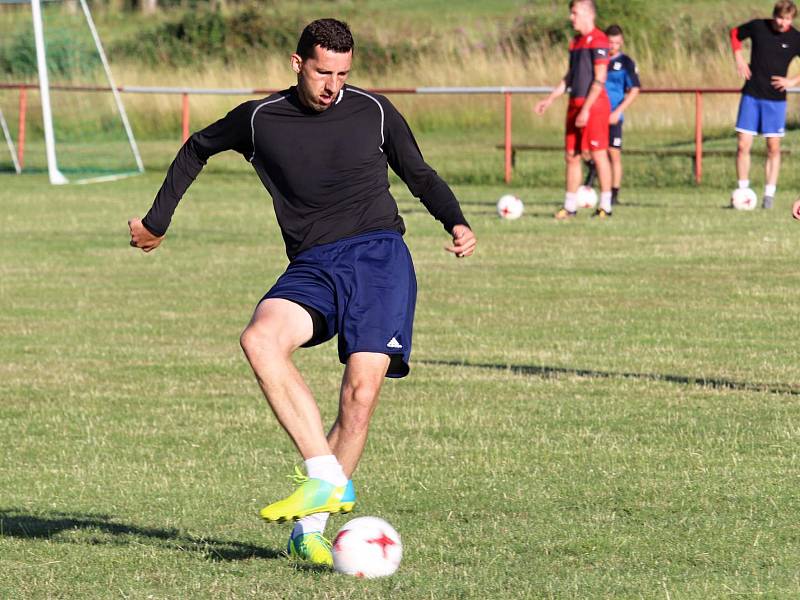 Fotbalisté Jiskry už trénují na další sezonu v České fotbalové lize.