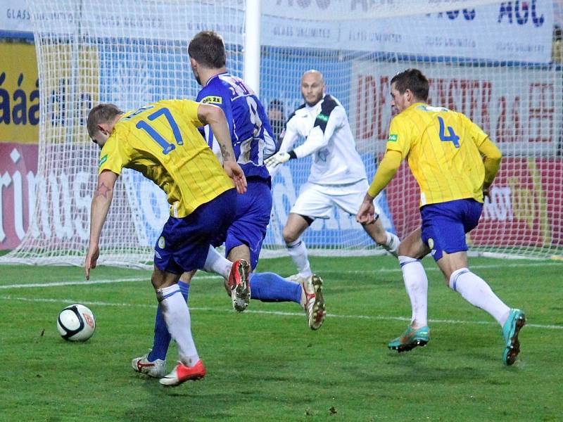 Jiskra na Stínadlech. Odveta osmifinále Poháru České pošty FK Teplice - Jiskra Domažlice 2:1. 