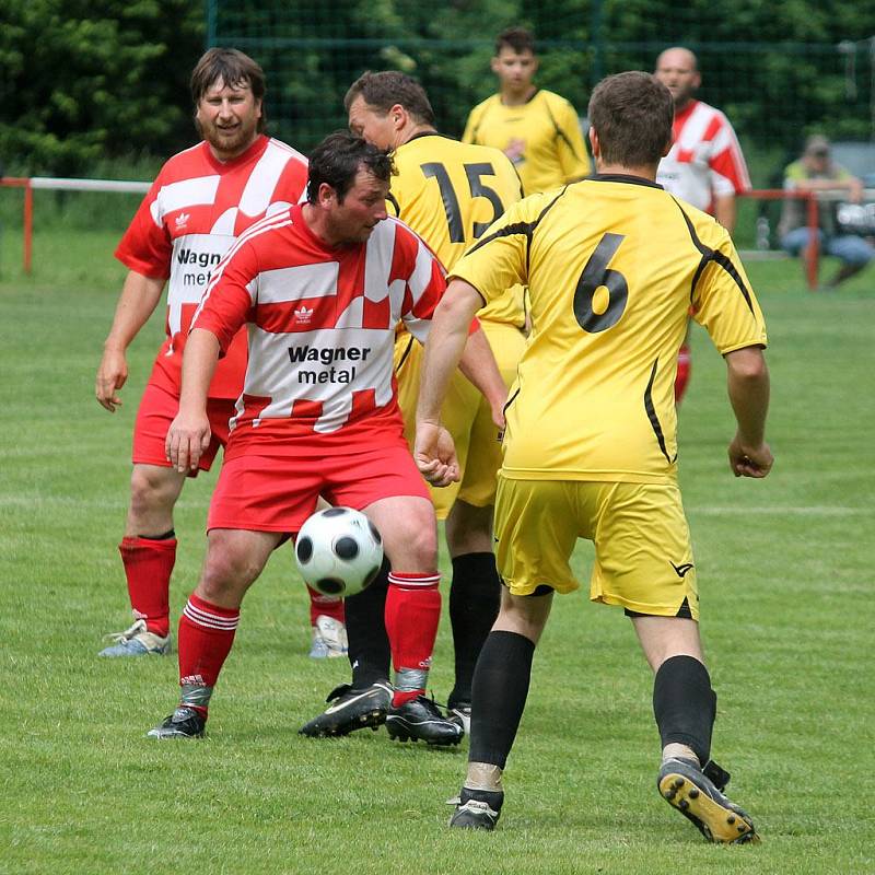 Z utkání fotbalistů Sokol Osvračín A a Sokol Kout. 