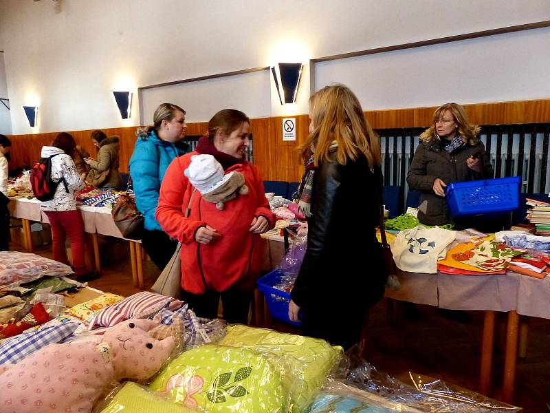 II. charitativní vánoční jarmark v MKS Domažlice.