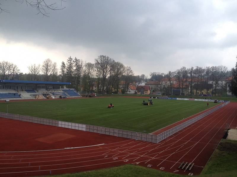 Stadion Střelnice po prvním utkání šampionátu.