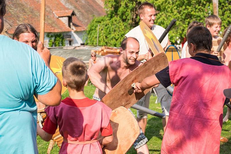 Děti bojovaly s Kelty v Jivjanech.