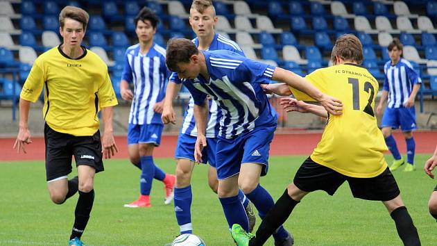 Dorostenecké derby v krajském přeboru. Jiskra Domažlice vs. FC Dynamo H. Týn.