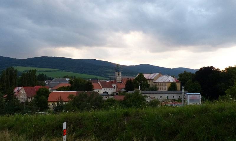 Sledujeme opravy kostela sv. J. Nepomuckého.