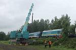 Odstraňování následků střetu dvou osobních vlaků u Milavčí na Domažlicku.