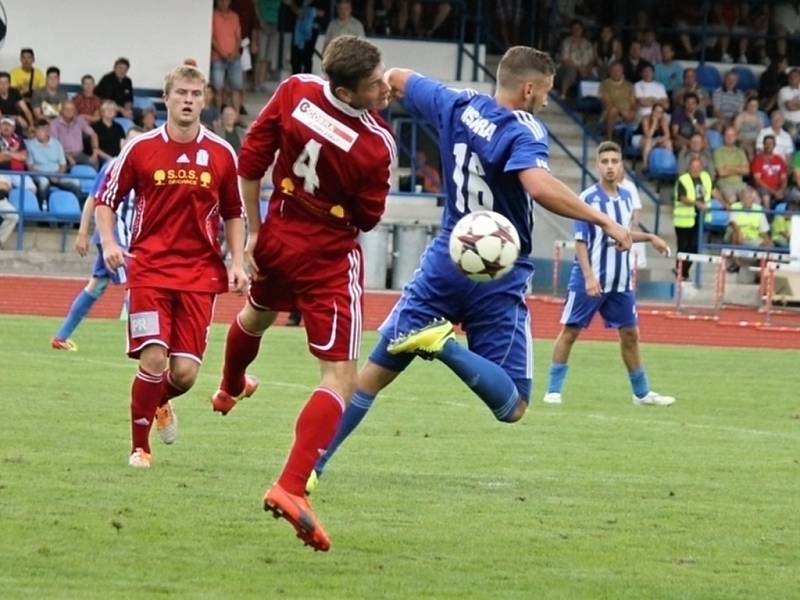 1. kolo ČFL: Jiskra Domažlice A - Slavoj Vyšehrad 2:0 (1:0).