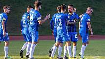 15. kolo FORTUNA ČFL, skupina A: TJ Jiskra Domažlice (na snímku fotbalisté v modrých dresech) - FK Admira Praha 1:1 (0:1).