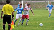 Z utkání fotbalistů FK Holýšov A a TJ Sušice.