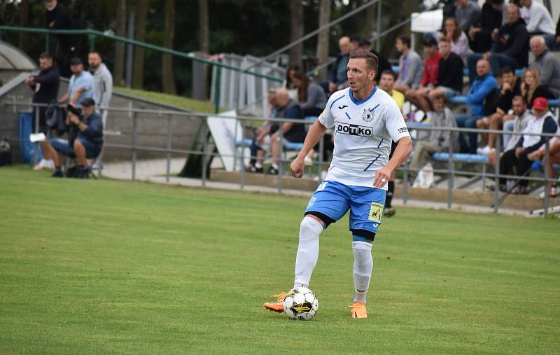 3. kolo FORTUNA ČFL A: Dynamo České Budějovice B - TJ Jiskra Domažlice (hráči v bílých dresech) 0:1 (0:1).