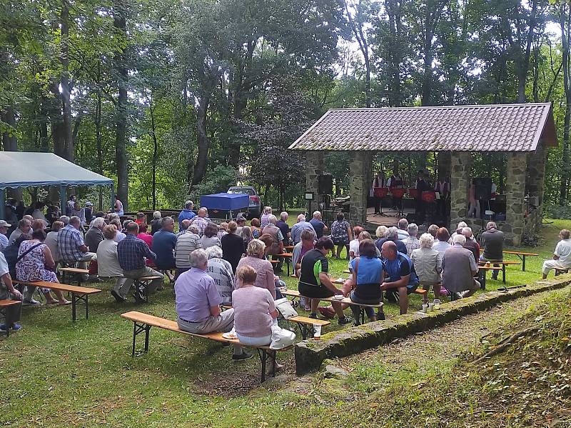 Součástí anenské pouti na Tanaberku byl i koncert slovenského operního pěvce Mateje Vaníka.