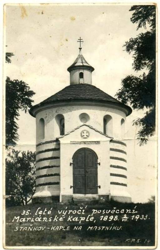 Výroční posvěcení kaple Panny Marie Lurdské na vrchu Mastník.