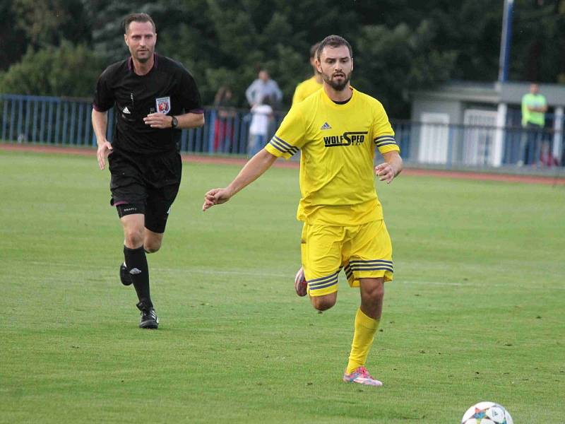 Třetiligové derby mezi FK Tachov a Jiskrou Domažlice.