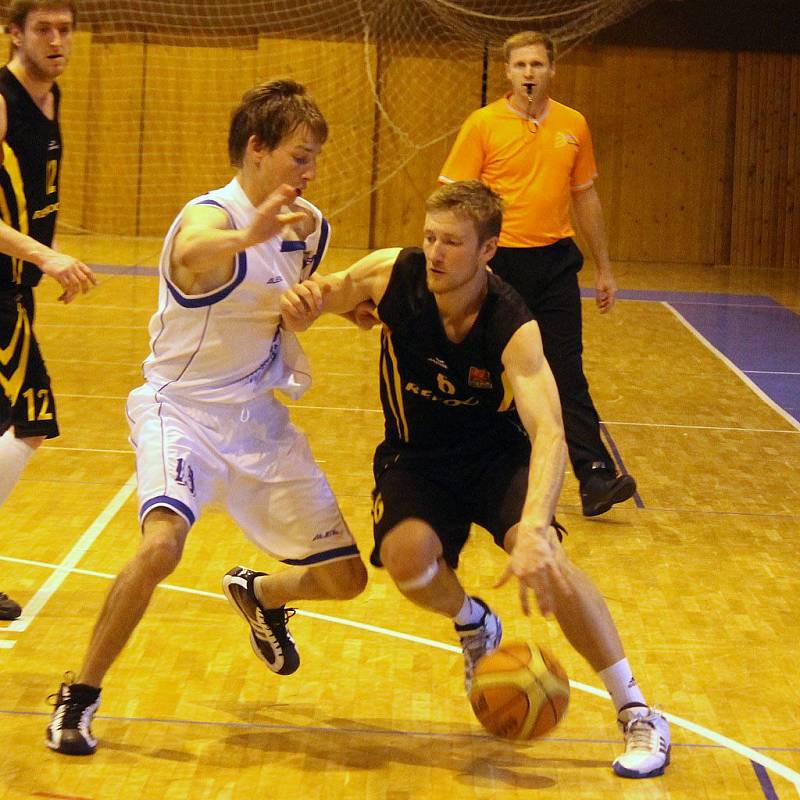 Ohlédnutí za čtvrtým zápasem finále play – off II. ligy mužů mezi basketbalisty Jiskry Domažlice a Renocar Podolí Brno. 