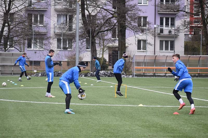 Fotbalisté třetiligových Domažlic během soustředění v areálu Jiskry.