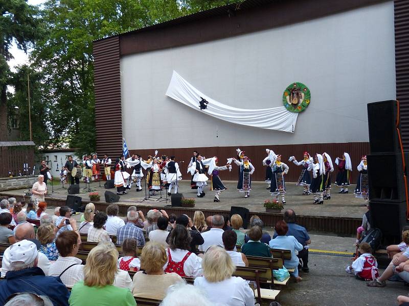 Klenotnicový pořad udělal tečku za svátkem folkloru.