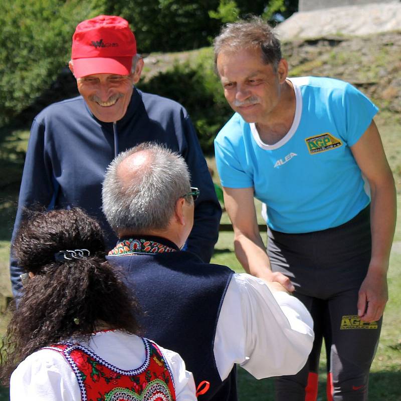 Fotoreportáž z jednoho z nejhezčích závodů na Domažlicku, 2. ročníku Chodsko Grand Prix 2012.  