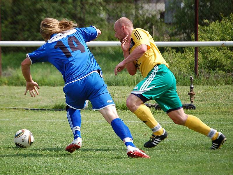 Z utkání fotbalistů Dynama Horšovský Týn s FK Nepomuk.