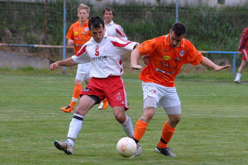 Z utkání fotbalistů FK Holýšov a Spartak Chrást.