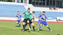 Jiskra Domažlice B (v modrém) vs. Rokycany (v zeleném) 4:1 (1:1).