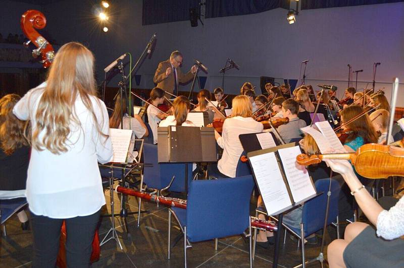 Slavnostní koncert  konaný u příležitosti 25. výročí podpisu partnerských smluv mezi městy Domažlice a Furth im Wald.