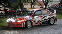 Marcel Tuček a Petr Dufek v Mitsubishi Lancer EVO IX.