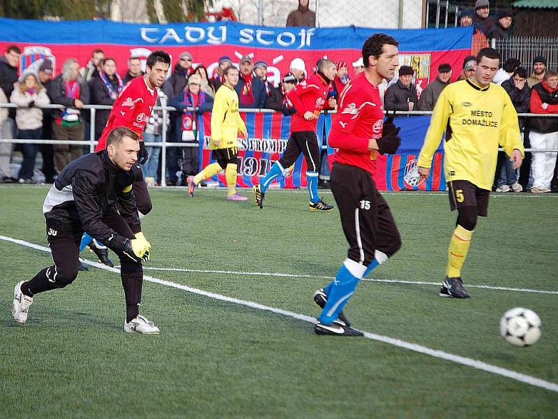 Fotbalový svátek v Domažlicích. Jiskra, lídr divizní skupiny A, se na Střelnici utkala s lídrem Gambrinus ligy Viktorií Plzeň.