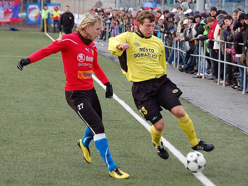 Fotbalový svátek v Domažlicích. Jiskra, lídr divizní skupiny A, se na Střelnici utkala s lídrem Gambrinus ligy Viktorií Plzeň.