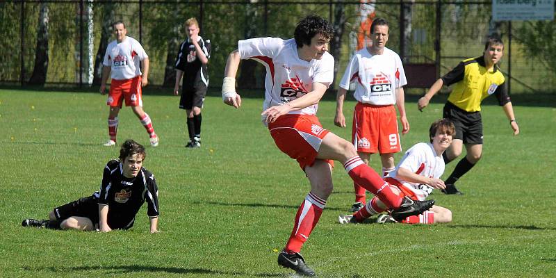 Z fotbalového utkání III. třídy Spartak Klenčí B vs. ZD Meclov B. 