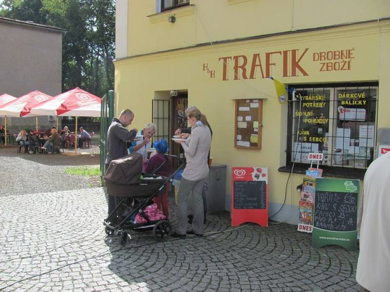 Sobotní dopoledne na Bělské pouti.