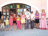 Deset žáků poběžovické školy bylo oceněno v prvním ročníku ankety Borec 2010. Hodnocení probíhalo v pěti kategoriích – sportovec, šikulka, slavíček, všeználek a spolehlivý pomocník. 