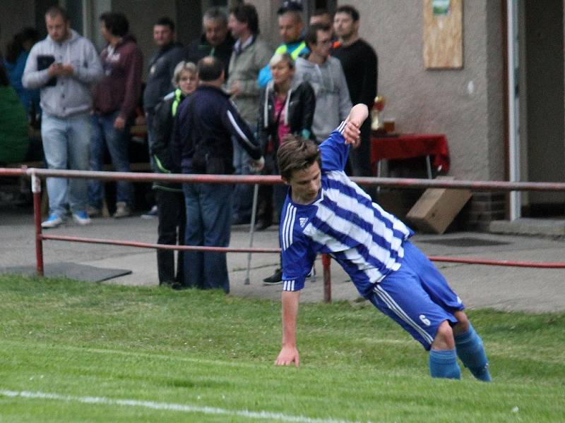 Stadion v Hrádku u Rokycan hostil finále Poháru PKFS mezi Chotíkovem a rezervou Domažlic.