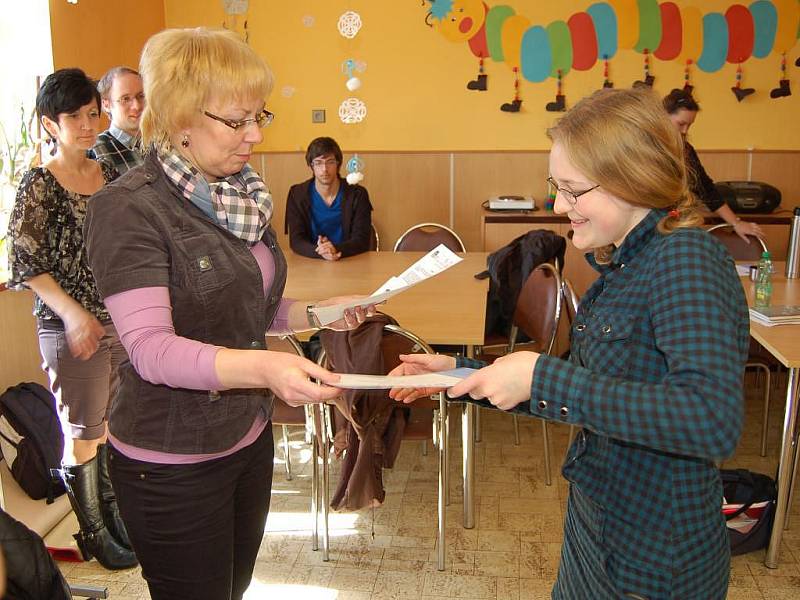 Z okresního kola olympiády v českém jazyce v Domažlicích.