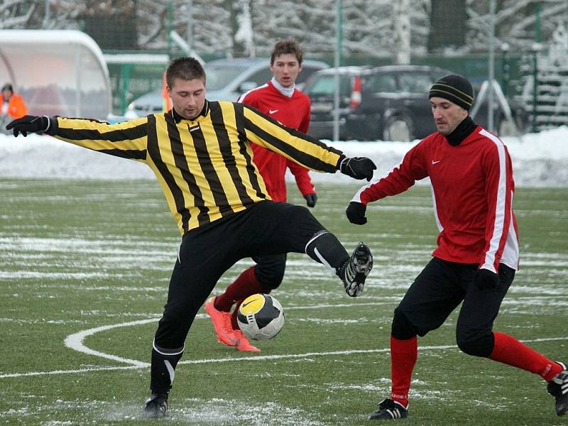 Z turnajového utkání fotbalistů Slavoje Koloveč B a FC Dynamo Horšovský Týn A.