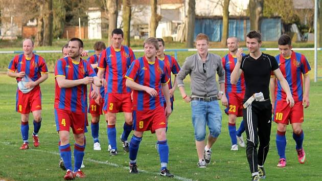 Dohrávka utkání fotbalistů Slavoj Stod a Slavoj Koloveč.