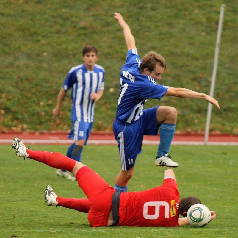 Derby rezerv. Z utkání Benfiky, rezervy třetiligové Jiskry, a zálohy divizních Rokycan.