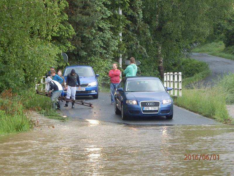 Záplavy v Holubči.